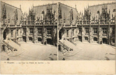 Rouen - La cour du palais de justice -
																					76100 Rouen
																			
