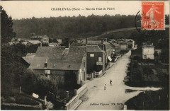 Charleval Rue du Pont de Pierre à Charleval
