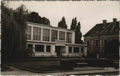 Carte postale ancienne Evreux-Les archives
                                                                     à Évreux
                                