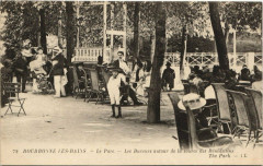 Le Parc Les Buveurs autour de la source Ships