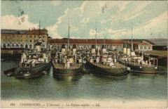 L'Arsenal La Defense mobile Ships