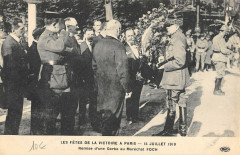 Paris Les Fetes De La Victoire A Paris Remise Une Gerbe Au Marechal Foch