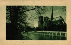 Paris 4e Vue sur l'Abside de Notre Dame à Paris 4e