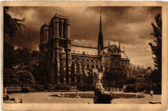 Paris 4e Notre Dame vue du square René Viviani à Paris 4e