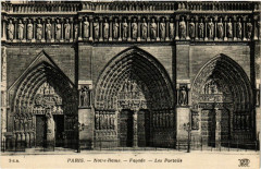 Paris 4e Notre-Dame - la facade-les portails à Paris 4e