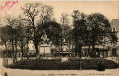 Paris 4e Place des Vosges à Paris 4e