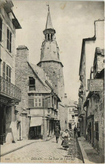 Dinan La Tour de l'Horloge France à Dinan