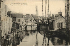 Guingamp Vue prise des Ponts St.Michel France à Guingamp