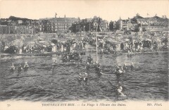 Trouville Sur Mer La Plage A L'Heure Des Bains à Trouville-sur-Mer