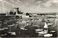 Socoa Le Fort et les Bateaux au Port