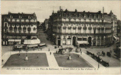 Angers La Place du Ralliement - Le Grand Hotel à Angers