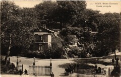 Carte postale ancienne Paris 19e Buttes Chaumont. Entrée principale
                                                                     à Paris 19e
                                