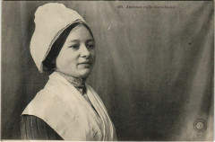 Ancienne coiffe berrichonne France -
													36 Indre
												