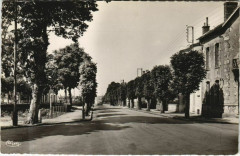 La Chatre Rue Aristide Briand France -
													36 Indre
												
