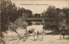 Tournon St.Martin L'Abreuvoir et le Pont France -
													36 Indre
												