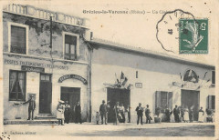 Grezieu La Varenne Un Cote De La Place