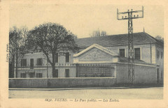 Feurs Le Parc Public Les Ecoles à Feurs