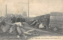 Trelaze Les Ardoisieres Les Fendeurs