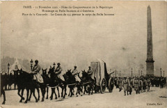 Paris 8e Fetes du Cinquantenaire de la Republique à Paris 8e