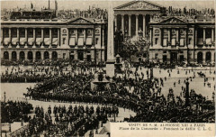 Paris 8e Place de la Concorde - Pendant le defile à Paris 8e