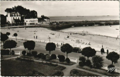 Saint-Quay-Portrieux Le Jardin et le Port à Saint-Quay-Portrieux