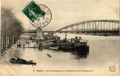 Carte postale ancienne Les Inondations de la Seine au Pont d'Austerlitz
                                                                     à Paris 12e
                                