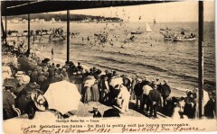 Sablettes-les-Bains - Du Hall le public
