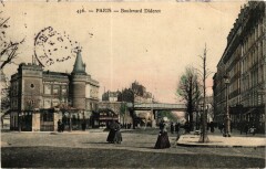 Boulevard Diderot à Paris 12e