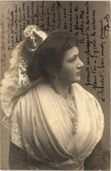 Femme - Type -
													13 Bouches du Rhône
												
