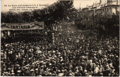 La Foule Enthousiaste fait a Tartarin