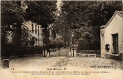 Carte postale ancienne Rue Berton - Maison de Santé du Docteur BIanche
                                                                     à Paris 16e
                                