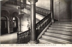 Paris 3e Ecole Centrale Escalier d'Honneur Mon Victimes du devoir à Paris 3e