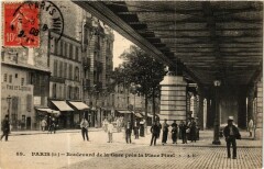 Carte postale ancienne Boulevard de la Gare près de la Place Pinel
                                                                     à Paris 13e
                                
