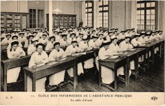 Ecole des Infirmières de l'Assistance Publique - La salle d'Etude à Paris 13e