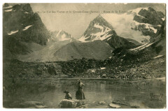 Savoie Le Lac des Vaches et la Grande-Casse Route de la Vanoise animé