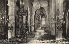 Vitre Interieur de l'Eglise Notre Dame