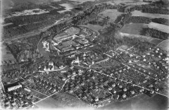 Cite Des Usines De Rosieres Cher -
													18 Cher
												