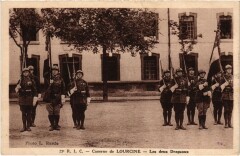 23e Régiment d'Infanterie Coloniale - Caserne de Lourcine - Les deux Drapeaux à Paris 13e