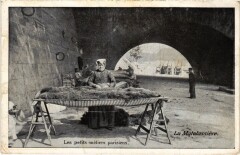 Carte postale ancienne Paris Petits Metiers La Matelassiere
                                                                     à Paris
                                