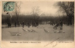 Paris Vecu. Aux Tuileries Bateaux a louer