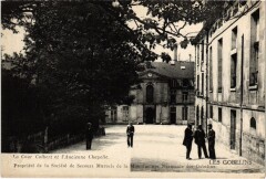 Carte postale ancienne Les Gobelins - La Cour Colbert et l'Ancienne Chapelle
                                                                     à Paris 13e
                                