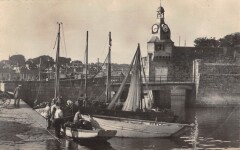 Concarneau Le Beffroi De La Ville Close à Concarneau