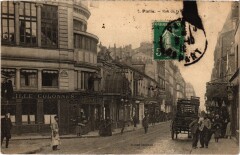 Paris une rue -
													75 Paris
												