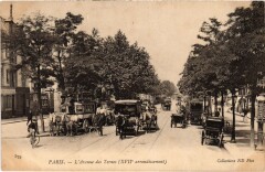 L'Avenue des Ternes à Paris 17e