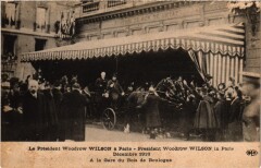 Carte postale ancienne Le Président Woodrow Wilson à Paris - Décembre 1918 - A la Gare du Bois de Boulogne
                                                                     à Paris 16e
                                