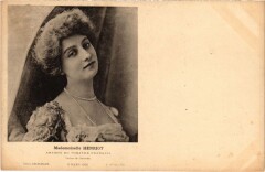 Paris 1e Theatre Francais Mme Henriot Actress à Paris 1er