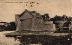 Carte postale ancienne Une Masure - Impasse Girardon à Montmartre
                                                                     à Paris 18e
                                