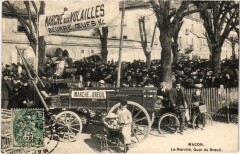 Macon Le marche Quai du Breuil -
													71 Saône et Loire
												