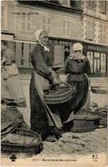 Folklore Maraicheres Berrochonnes -
													18 Cher
												