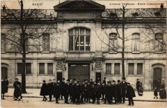 Paris 9e Avenue Trudaine Ecole Commerciale -
																					75009 Paris 9e
																			